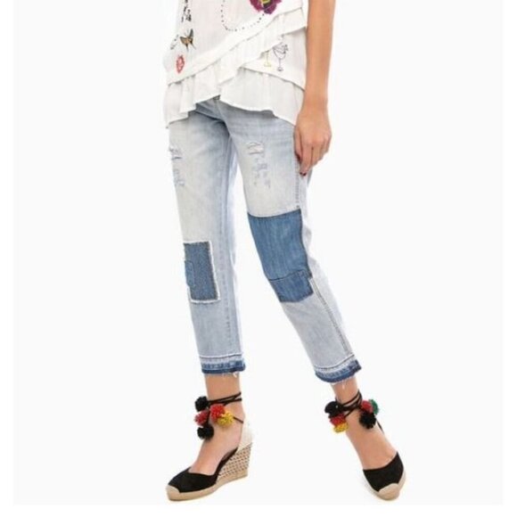 Desigual Exotic Olga Distressed Patchwork Blue Denim Jeans Size 26 - Picture 1 of 4